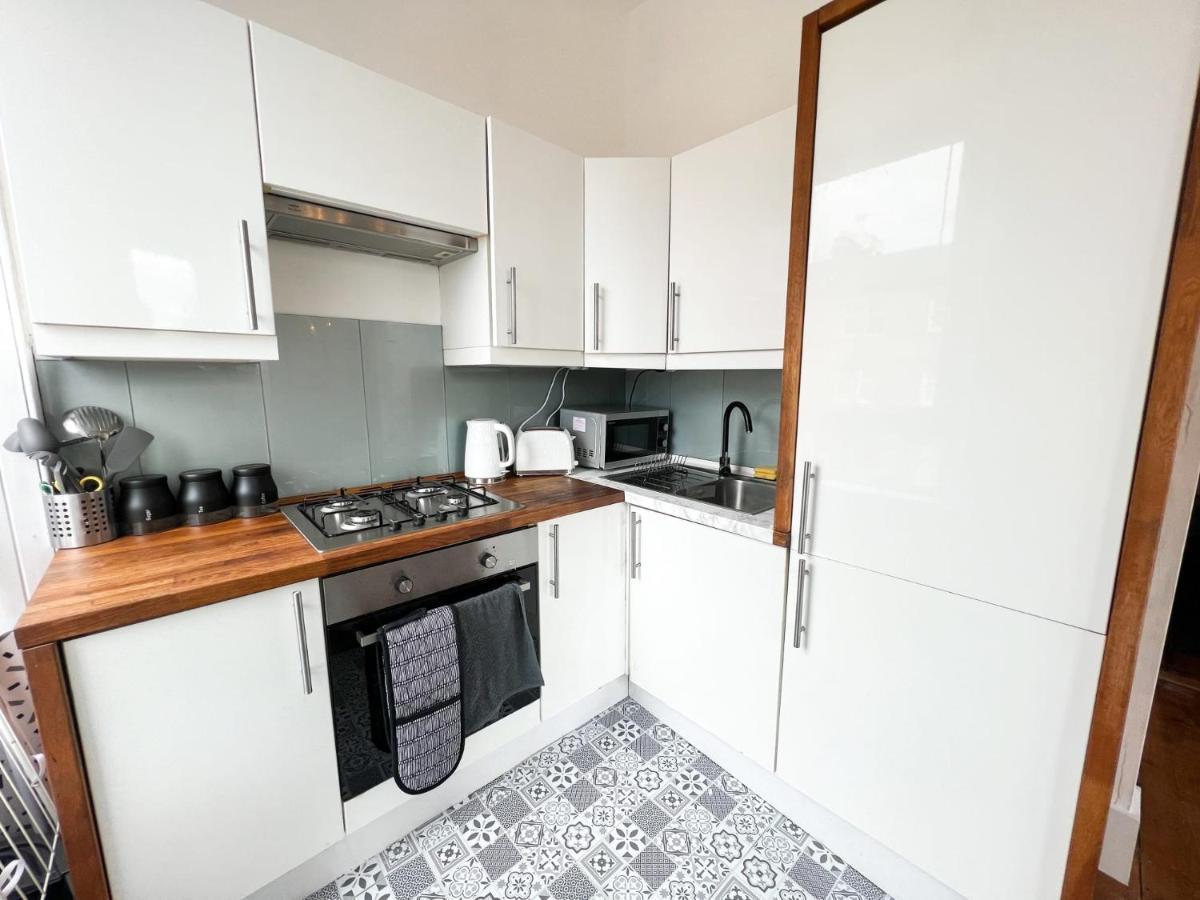 Апартаменти Bohemian 1Br Flat In Abbeyhill Единбург Екстер'єр фото